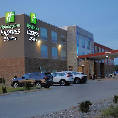Holiday Inn Express & Suites - Columbia City By Ihg Exterior foto